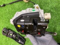 Volkswagen / Touareg / Замок двери комплект Volkswagen / Touareg / Замок двери комплект