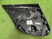 BMW / 1-Series / Обшивка двери