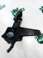 Audi / A5 / Кронштейн динамика