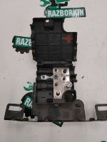 Audi / Q5 / Клемма аккумулятора плюсовая