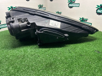 Porsche / Cayenne / Фара ксеноновая