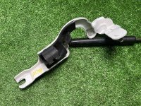 BMW / M6 / Петля крышки багажника