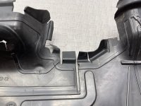 Audi / Q8 / Воздуховод радиатора