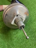 Audi / A6 / Ваккумный насос