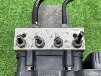 Audi / A6 / Блок ABS