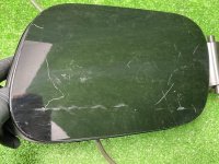 Volkswagen / Touareg / Лючок топливного бака