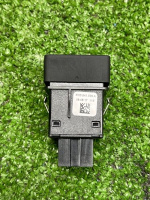 Audi / A5 / Кнопка аварийной сигнализации