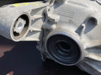 BMW / 7-Series / Редуктор