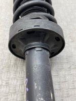 Volkswagen / Touareg / Стойка подвески