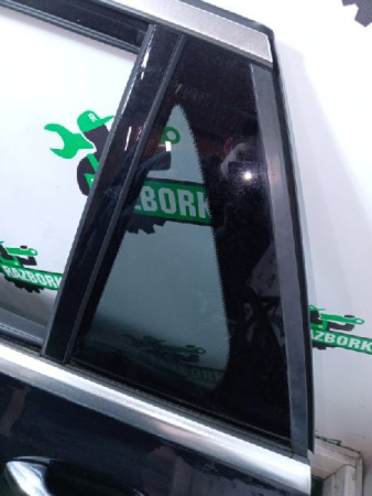 Mercedes-Benz / GLC 250d 4-matic / Дверь боковая