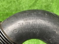 Audi / Q7 / Патрубок воздушного фильтра