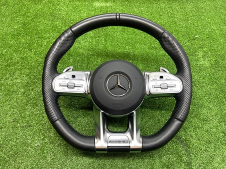 Mercedes-Benz / G 63 AMG / Руль
