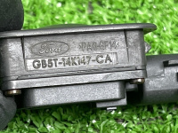 Ford / EXPLORER / Кнопка багажника