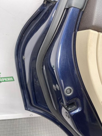 Volkswagen / Touareg / Дверь боковая