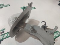 BMW / 5-Series / Петля крышки багажника