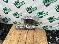 BMW / 1-Series / Лонжерон