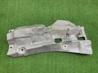 Audi / Q8 / Тепловой экран