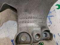 Audi / A6 / Опора кпп