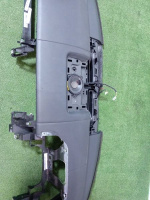 Land Rover / Range Rover Sport / Торпедо