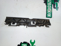 Audi / A6 / Крепление порога