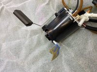 Land Rover / Range Rover / Насос топливный