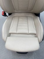BMW / 3-Series / Сиденье