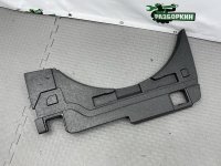 Audi / A8 / Пол багажника