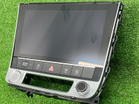 Audi / Q8 / Дисплей климат контроля