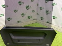 Audi / Q8 / Накладка двери багажника ( шторка )