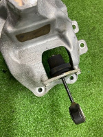 Audi / A5 / Кронштейн двигателя