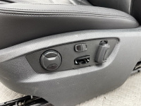 Volkswagen / Touareg / Сиденье
