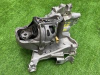 Audi / A6 / Кронштейн подрамника