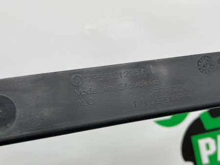 Volkswagen / Touareg / Воздуховод