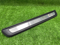 BMW / 3-Series / Накладка порога