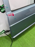 Mercedes-Benz / 190e / Дверь боковая