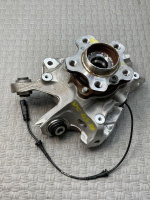 BMW / 3-Series / Кулак поворотный