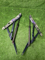 BMW / ALPINA B10 / Петля багажника