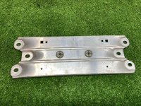 BMW / X5 / Кронштейн усилителя