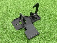 Porsche / Cayenne / Крюк замка капота