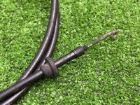 Mercedes-Benz / 190e / Тросик капота