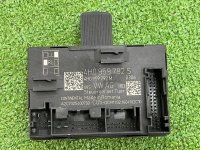 Volkswagen / Touareg / Блок управления двери