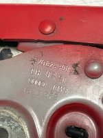 Audi / A3 / Петля капота
