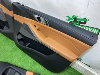 BMW / X5 / Обшивка двери