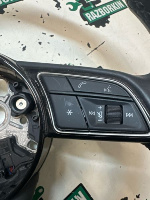 Audi / A5 / Руль