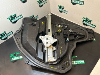 Mazda / 3 / Стеклоподъемный механизм