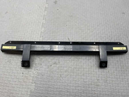 BMW / M6 / Крепление радиатора