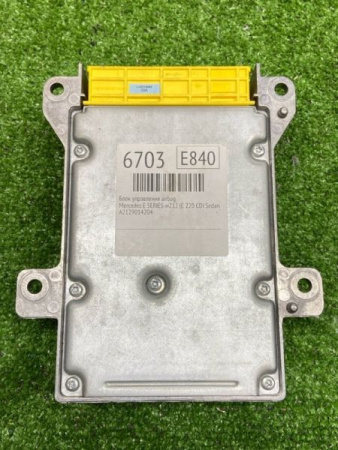 Mercedes-Benz / E-Class / Блок управления AIRBAG