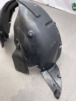 Ford / EXPLORER / Подкрылок