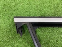 BMW / X5 / Уплотнитель стекла двери