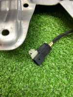 BMW / 7-Series / Шторка окна